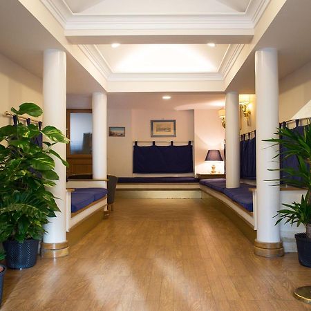Hotel Leopardi Napels Buitenkant foto