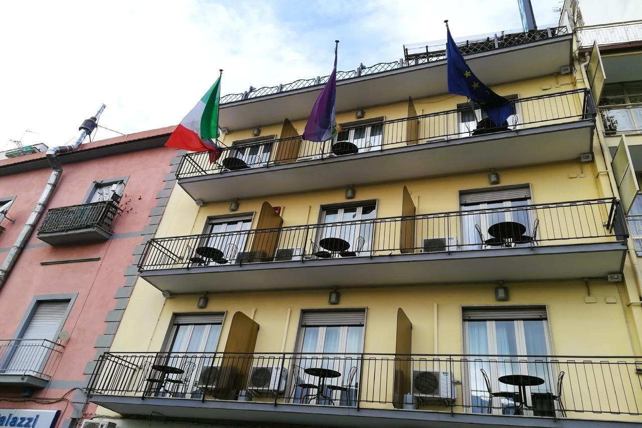 Hotel Leopardi Napels Buitenkant foto