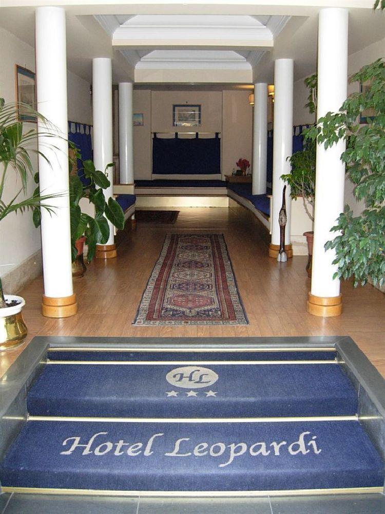 Hotel Leopardi Napels Buitenkant foto